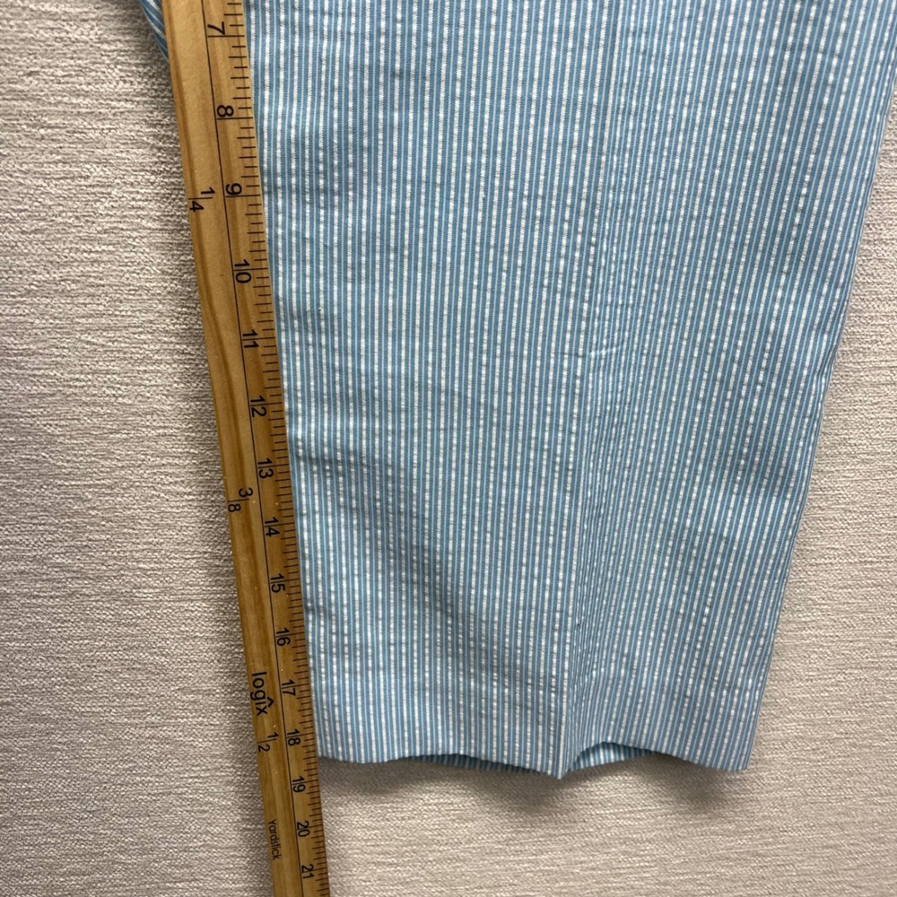 Alfred Dunner Striped Capri Pants Womens 12 Blue White Seersucker Pull On - Picture 6 of 9